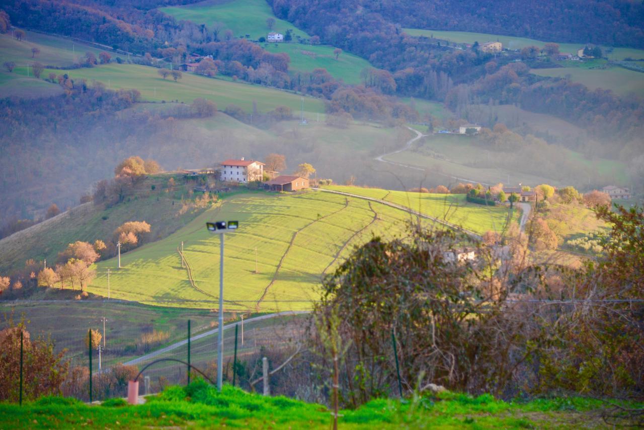 Agriturismo Il Viandante Valfabbrica Экстерьер фото